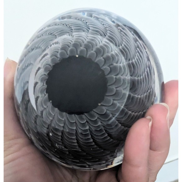 Vtg Swedish Crystal FM Konstglas Swirl Glass Owl Art Paperweight - Picture 3 of 3